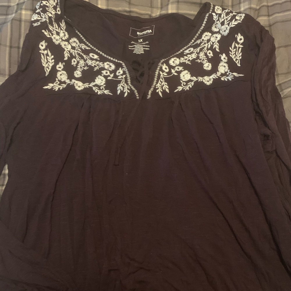 EUC long sleeve top
